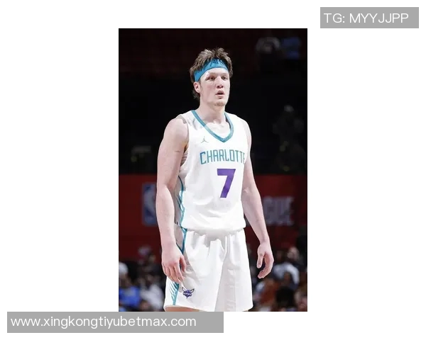 克尼佩尔赞赛恩詹姆斯智慧与力量并存展现篮球智商与实力的完美结合 克尼佩尔赞赛恩詹姆斯智慧与力量并存展现篮球智商与实力的完美结合