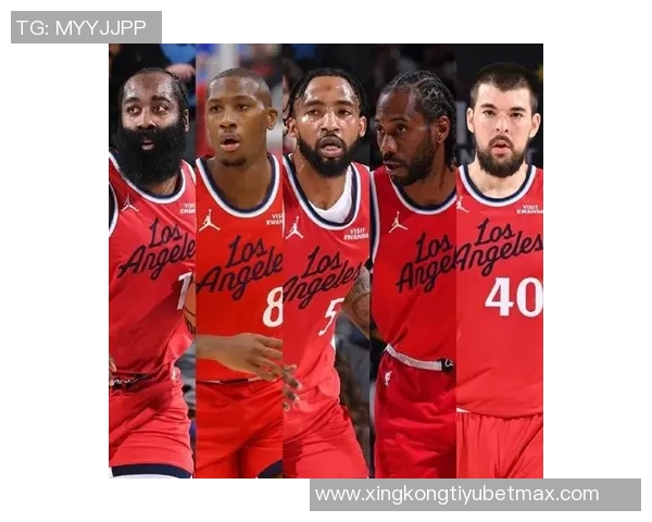 小琼斯与哈登小卡祖巴茨联手展现惊人净效率值得首发机会