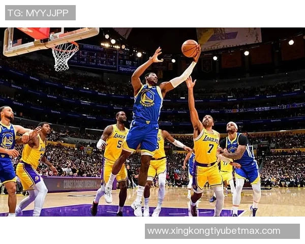 勇士队罚球表现惊艳三节全中库里巴特勒库明加均完美六罚六中 勇士队罚球表现惊艳三节全中库里巴特勒库明加均完美六罚六中