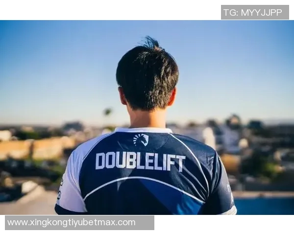 球迷愤怒诅咒巴里球员妻子全家希望其遭遇不幸引发热议